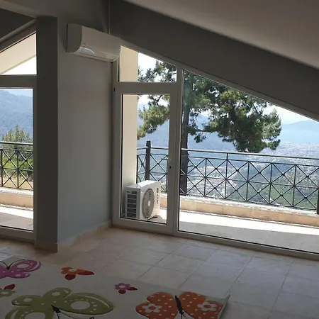 Sunrise Villa *